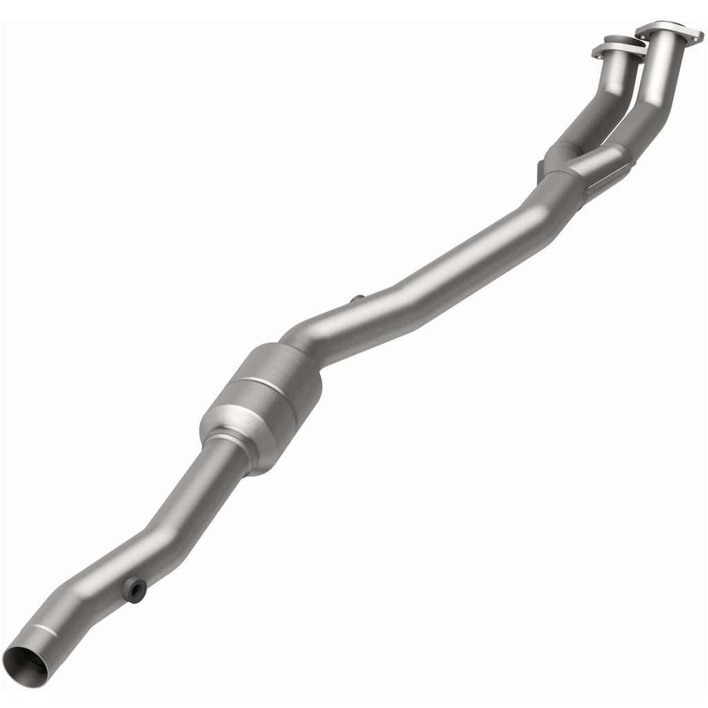 MagnaFlow Conv DF 96-97 BMW 840 4.4L Passenger Side (24131)