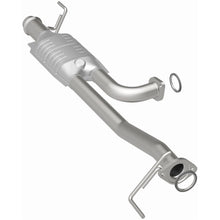 Load image into Gallery viewer, Magnaflow Conv DF 00-04 Toyota Tundra 4.7L Rear (49 State) (24168)
