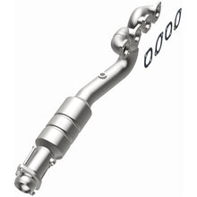 Load image into Gallery viewer, Magnaflow Conv DF 02-03 BMW 745i 4.4L D/S (24192)