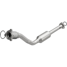 Load image into Gallery viewer, MagnaFlow Conv DF 99-02 Chevrolet Cavalier (24201)