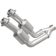Load image into Gallery viewer, MagnaFlow Conv DF 1995-1997 Jaguar Vanden Plas/ XJ6 4.0 (24226)