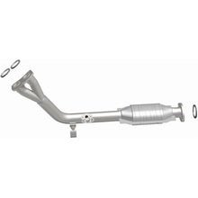 Load image into Gallery viewer, Magnaflow Conv DF 96-00 Toyota 4 Runner 2.7 (24286)
