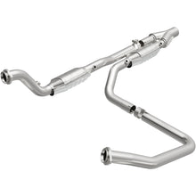 Load image into Gallery viewer, Magnaflow Conv DF 04-07 Dodge Ram 5.7L (24293)