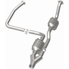 Load image into Gallery viewer, Magnaflow Conv DF 04-07 Dodge Ram 5.7L (24293)