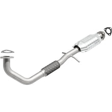 Load image into Gallery viewer, MagnaFlow Conv DF 01-02 Saturn SC/SL/SW Series 1.9L Rear CA Emission (49 State) (24411)