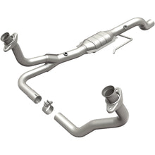 Load image into Gallery viewer, MagnaFlow Conv DF 00-03 Dodge Dakota 4.7L 4WD (24437)