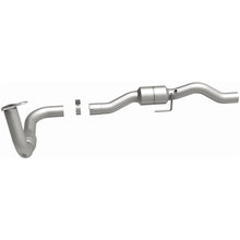 Load image into Gallery viewer, MagnaFlow Conv DF 01-02 2500HD 8.1 Driver Side (24457)