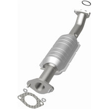 Load image into Gallery viewer, Magnaflow Conv DF 98-00 Niss Pathfinder 3.3L (24748)