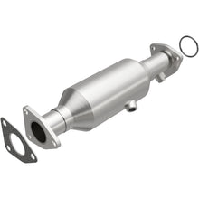 Load image into Gallery viewer, MagnaFlow Conv DF 97-99 Acura CL 3.0L/99 TL 3.2L / 98-02 Honda Accord 3.0L/99-02 Odyssey 3.5L (27402)