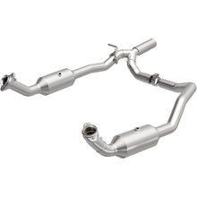 Load image into Gallery viewer, Magnaflow 17-18 Ford E-350 6.8L Direct Fit Converter (280014)