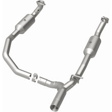 Load image into Gallery viewer, Magnaflow 17-18 Ford E-350 6.8L Direct Fit Converter (280014)
