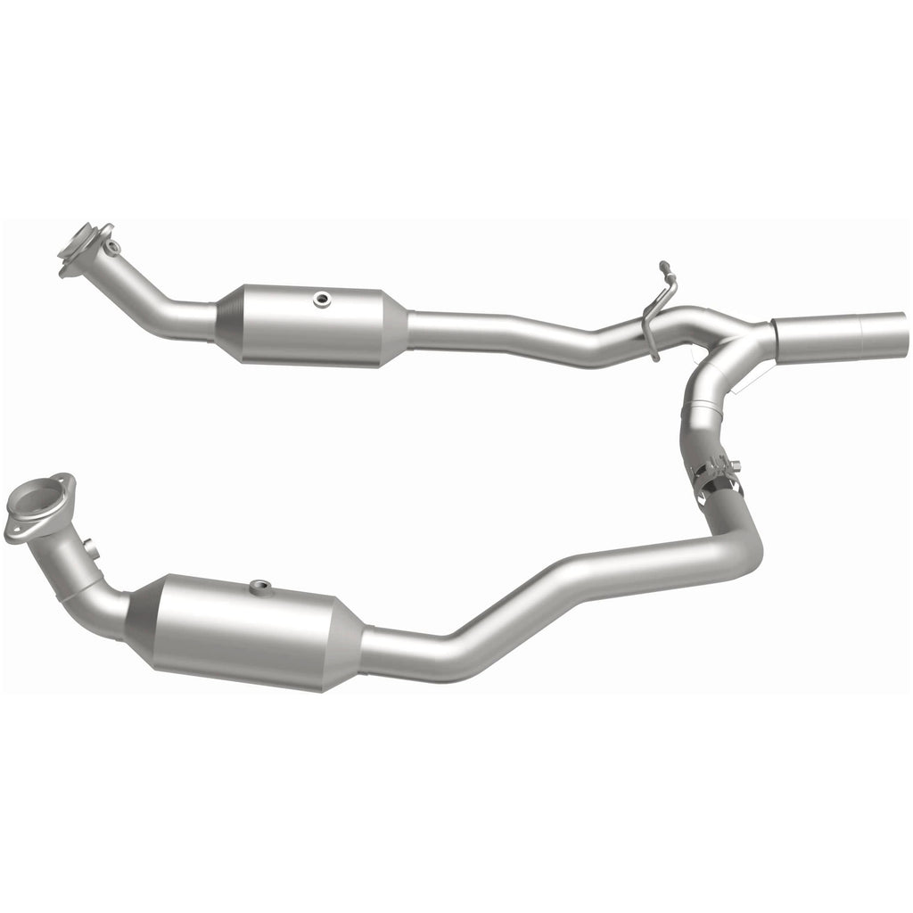 Magnaflow 17-18 Ford E-350 6.8L Direct Fit Converter (280014)
