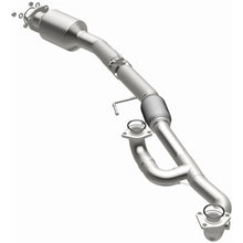 Load image into Gallery viewer, MagnaFlow 18-20 Honda Odyssey V6 3.5L OEM Underbody Single Grade Direct-Fit Catalytic Converter (280126)
