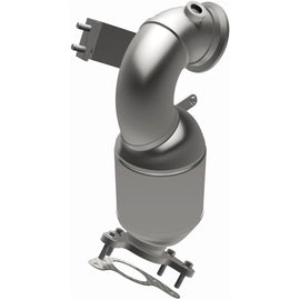 Magnaflow 18-19 Chevrolet Cruze L4 OEM Underbody Front Direct Fit Converter (280132)