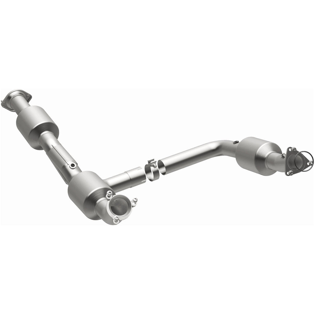 Magnaflow 18-20 Chevrolet Express 2500 Single Underbody 4.3L Direct Fit Catalytic Converter (280210)