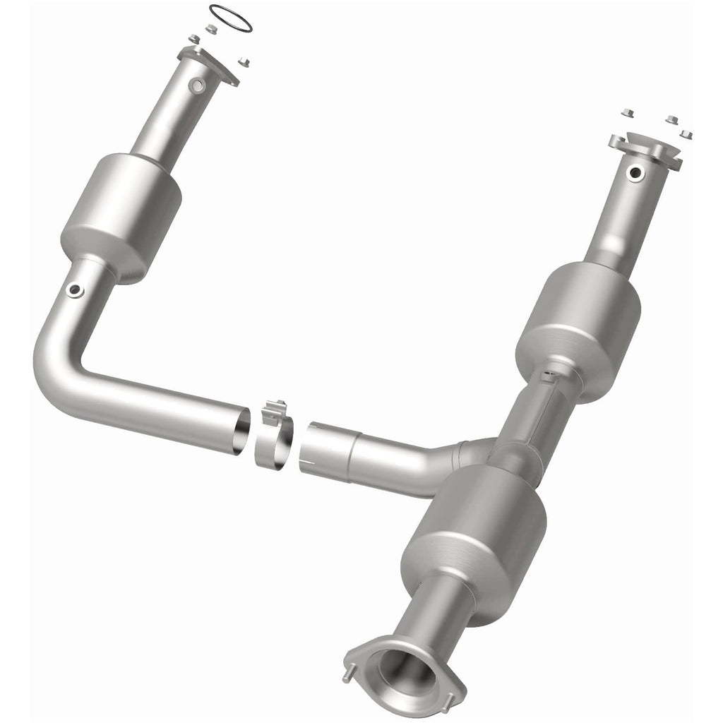 Magnaflow 18-20 Chevrolet Express 2500 Single Underbody 4.3L Direct Fit Catalytic Converter (280210)