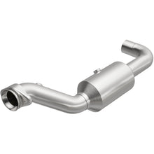 Load image into Gallery viewer, Magnaflow 18-21 Ford Expedition Left Underbody 3.5L Direct Fit Catalytic Converter (280218)