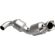 Load image into Gallery viewer, MagnaFlow Exhaust Products OEM Grade Direct-Fit Catalytic Converter (280267)