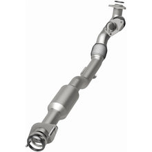 Load image into Gallery viewer, Magnaflow 18-20 Infiniti QX60 REAR Underbody 3.5L Direct Fit Converter (280403)