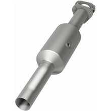 Load image into Gallery viewer, MagnaFlow 16-19 Ford E-450 Super Duty Base V10 6.8L Underbody Direct-Fit Catalytic Converter (280446)