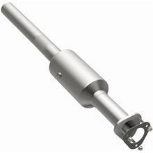 Load image into Gallery viewer, MagnaFlow 2009 Ford E-450 Super Duty V8 5.4L Underbody Direct-Fit Catalytic Converter (280448)