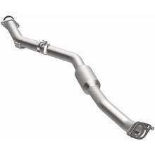 Load image into Gallery viewer, MagnaFlow Exhaust Products OEM Grade Direct-Fit Catalytic Converter (280670)