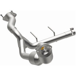 MagnaFlow Exhaust Products 2021-2023 Ford F-150 2.7L OEM Grade Federal / EPA Compliant Direct-Fit Catalytic Converter (280758)