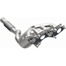 Load image into Gallery viewer, MagnaFlow Exhaust Products 2018-2022 Ford EcoSport 2.0L OEM Grade Federal / EPA Compliant Direct-Fit Manifold Catalytic Converter (290002)