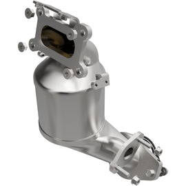 MagnaFlow Exhaust Products 2021 Nissan Altima 2.5L OEM Grade Federal / EPA Compliant Direct-Fit Manifold Catalytic Converter (290062)