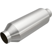 Load image into Gallery viewer, MagnaFlow California Grade CARB Compliant Universal Catalytic Converter 2.50in PC1 (3322306)