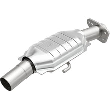 Load image into Gallery viewer, Magnaflow 78-84 GM Passenger car CA Direct Fit Converter (3322418)