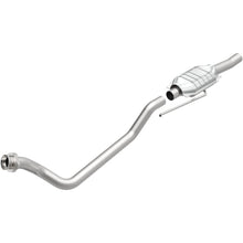 Load image into Gallery viewer, MagnaFlow Conv DF 84-86 Ford Truck/Van 4.9 CA (334301)