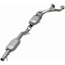 Load image into Gallery viewer, MagnaFlow Conv DF 87-93 Ford Bronco 4.9L / 87-95 F-150/F-250 (Non SD)/F-350 (Non SD) PU 4.9L (CA) (334302)