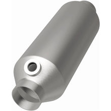 Load image into Gallery viewer, MagnaFlow 83-91 Volkswagen Vanagon Universal Catalytic Converter (3391034)