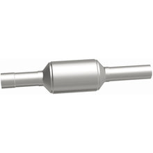 Load image into Gallery viewer, MagnaFlow 1993-1995 Jeep Wrangler/ Cherokee Direct-Fit Catalytic Converter (3391221)