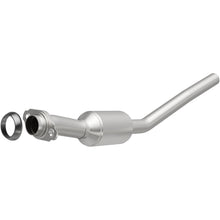 Load image into Gallery viewer, Magnaflow 92-95 Caravan/Voyager V6 CA Direct Fit Converter (3391275)