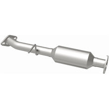 Load image into Gallery viewer, MagnaFlow California Converter Direct Fit 1995 Kia Sportage 2.0L (3391669)