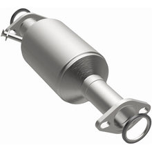 Load image into Gallery viewer, MagnaFlow Conv DF 81-83 Toyota Pick Up 2.4L (3391895)