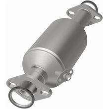 Load image into Gallery viewer, MagnaFlow Conv DF 81-83 Toyota Pick Up 2.4L (3391895)