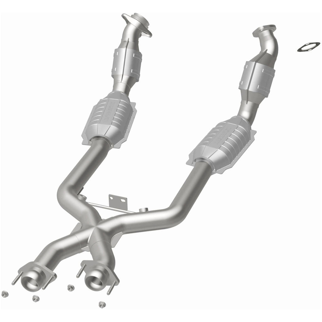 Magnaflow Conv DF 96-98 4.6L *California* (441112)