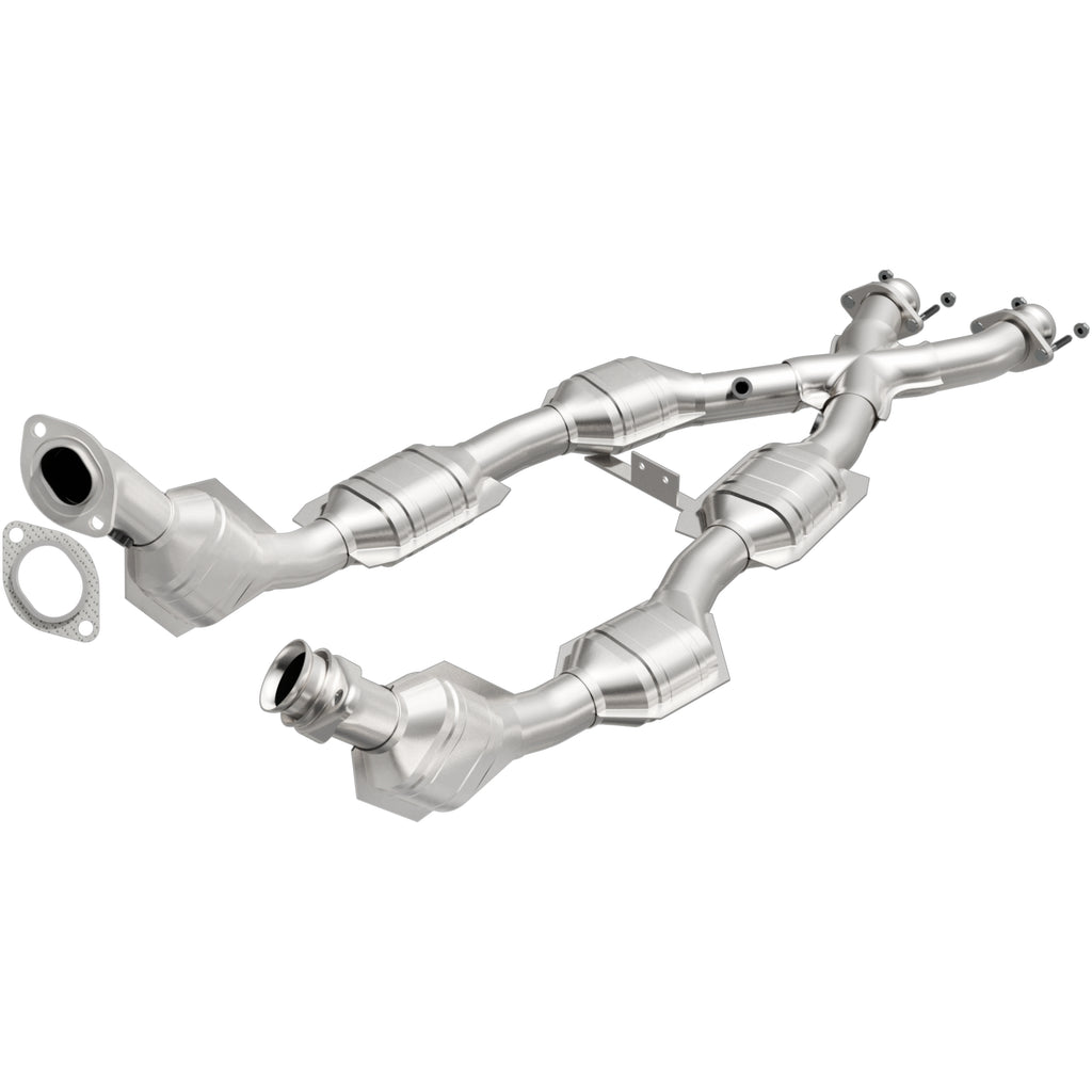 MagnaFlow CONV DF 96-98 Mustang GT 4.6L 50S (441115)