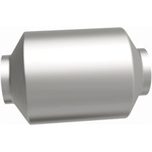 Load image into Gallery viewer, MagnaFlow Conv DF 01-04 Ford Escape 3.0L rear (441124)