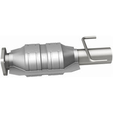 Load image into Gallery viewer, MagnaFlow Conv DF 95-02 Lincoln Continental (441412)