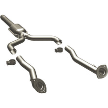 Load image into Gallery viewer, MagnaFlow Conv DF 96-97 Lexus LS400 4.0L rear (441415)