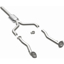 Load image into Gallery viewer, MagnaFlow Conv DF 96-97 Lexus LS400 4.0L rear (441415)