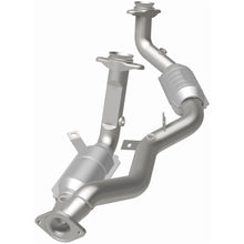Load image into Gallery viewer, MagnaFlow Conv DF 96-99 Ford Taurus3.0L 50S (444033)