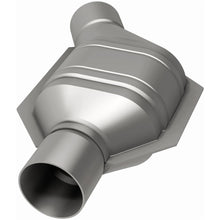 Load image into Gallery viewer, MagnaFlow Conv Univ 2.25inch Angled Inlet 50 Sta (444075)