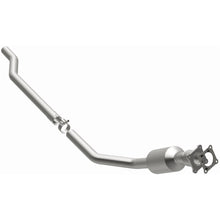 Load image into Gallery viewer, Magnaflow 01-03 Chrysler Town &amp; Country 3.3L Direct Fit Converter (4451202)