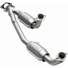 Load image into Gallery viewer, Magnaflow 95-97 Ford Windstar 3.8L Direct Fit Converter (4451353)