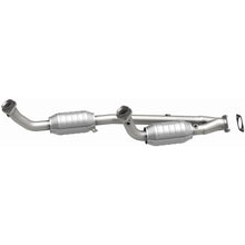Load image into Gallery viewer, Magnaflow 95-97 Ford Windstar 3.8L Direct Fit Converter (4451353)